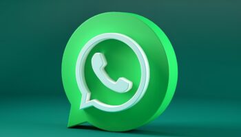 WhatsApp* заблокируют: как сохранить свои данные